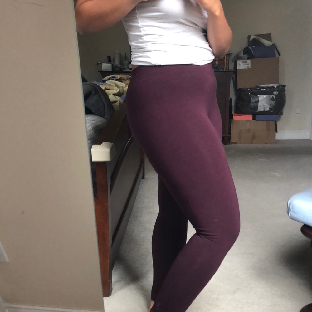 American Eagle Maroon High Rise Legging